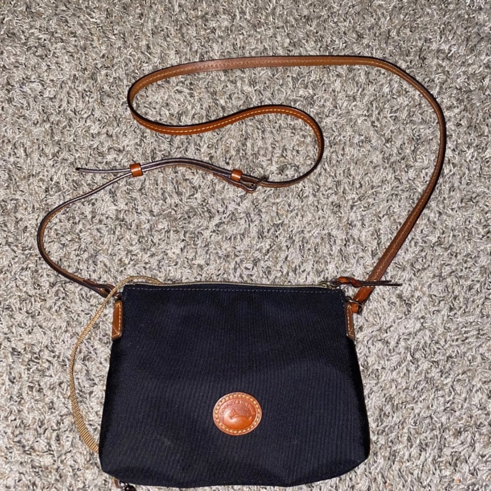 Dooney & Bourke crossbody bag